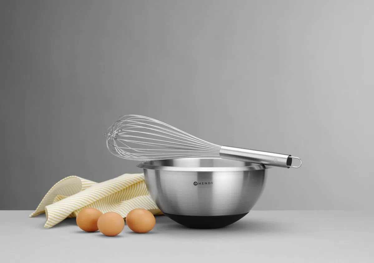 HENDI Ciotola da cucina, 3L, multifunzionale, insalatiera, contenitore per alimenti, ciotola di miscelazione, con base in gomma antiscivolo, ⌀265x(H)125mm, acciaio inox