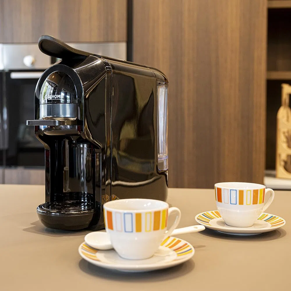 BEHOME Macchina Caffè Espresso per Cialde, Nespresso e Dolce Gusto, 3 Adattatori compatibili per ogni Caffè, Caffè Espresso pronto in pochi secondi