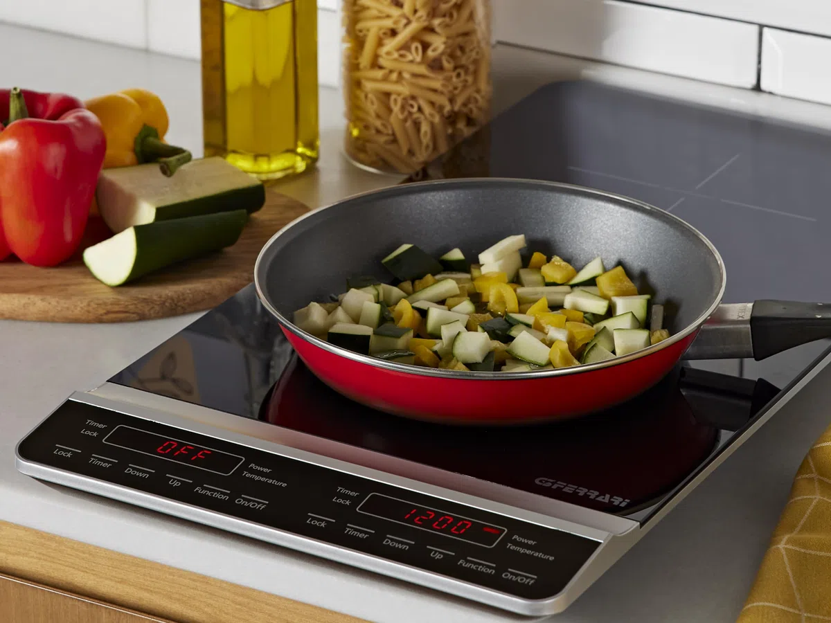 G3 Ferrari G10139 Dinamiko Deep Piastra ad Induzione Doppio Verticale, Design Slim 50cm, Timer 3 ore, 3100 W, Vetro, Regolazione potenza, Comandi Soft-touch