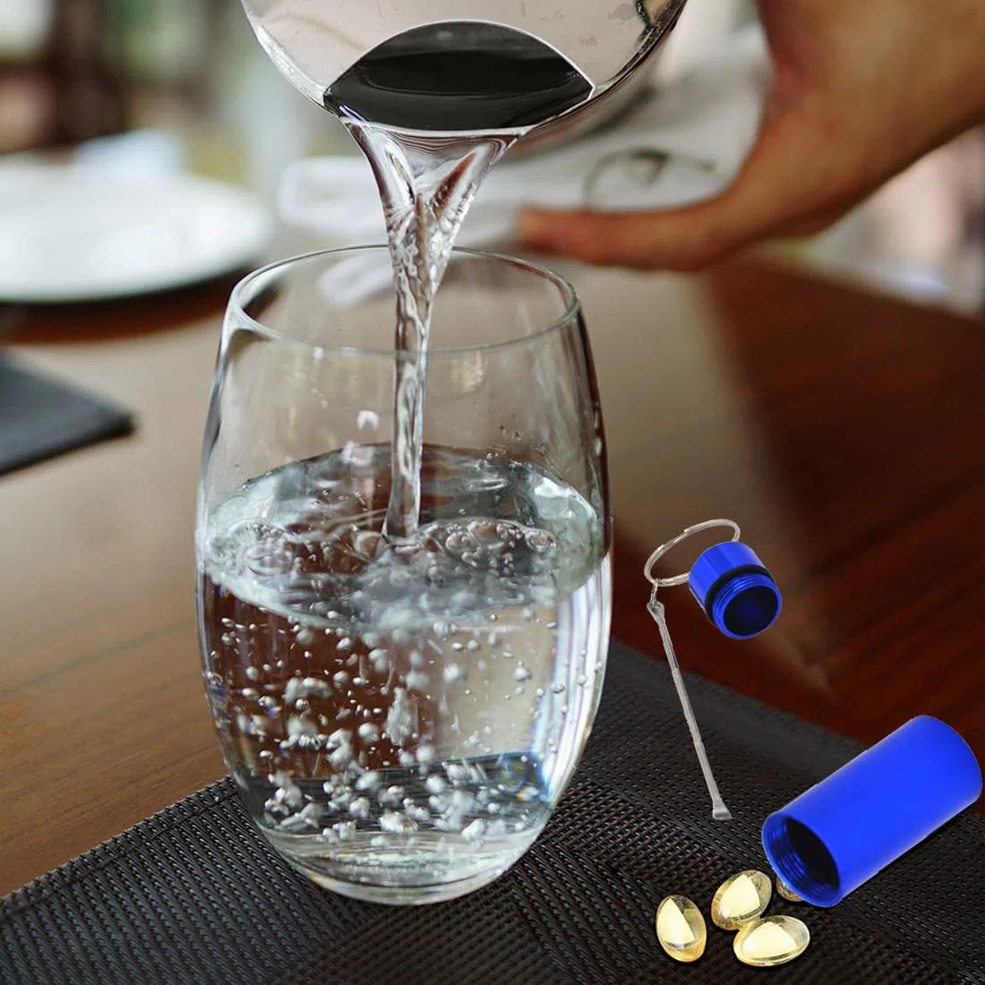 3 Pezzi Contenitore Per Pescare Con Cucchiaio Sniffare,55Mm Biberon Con Cucchiaio Telescopico, Scatola Di Metallo Con Cucchiaio Telescopico,Dispenser(Nero/Rosso/Blu)