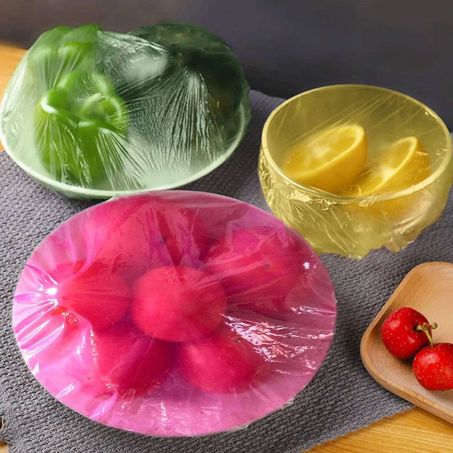 Coperchi per ciotole in plastica da 60 pezzi, coperchi per alimenti in plastica morbida grandi, medi e piccoli per frutta e verdura per prevenire la polvere e mantenerli freschi
