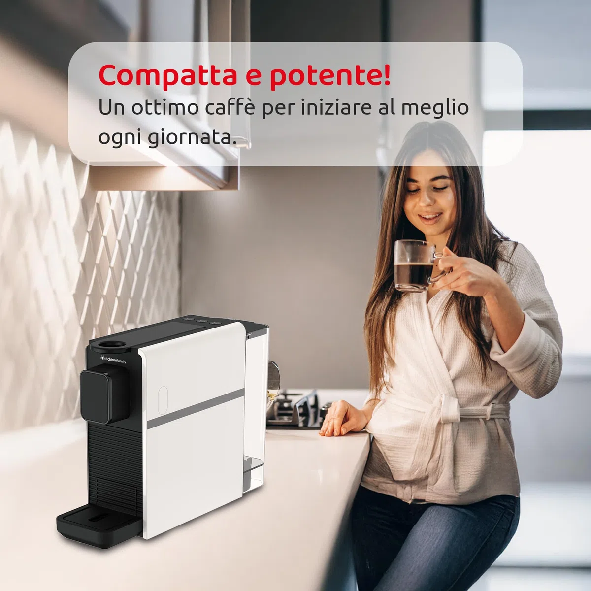 Melchioni Family | Cremosa Macchina da Caffè a Capsule Compatibile Nespresso, 3 Selezioni Caffè (Corto, Lungo, Doppio), Serbatoio 0.5L, 1400W, Poggiatazzina Regolabile, Espresso e Caffè Crema